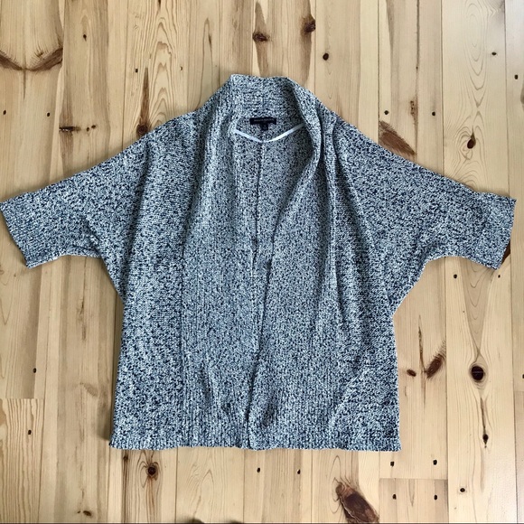 Banana Republic Cardigan - Picture 3 of 3